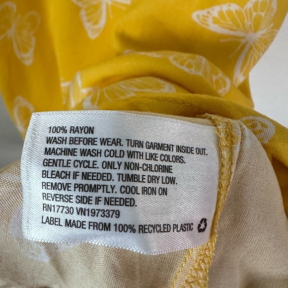 Girls Yellow Spaghetti Strap Butterfly Pattern Med 7/8 Summer Casual Dress - Picture 4 of 4